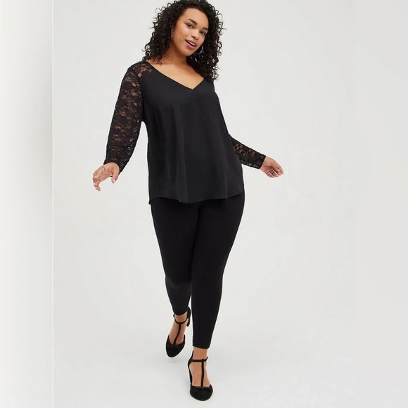 Torrid Black Georgette Lace Sleeve Blouse Plus Size 3XL - Picture 2 of 12